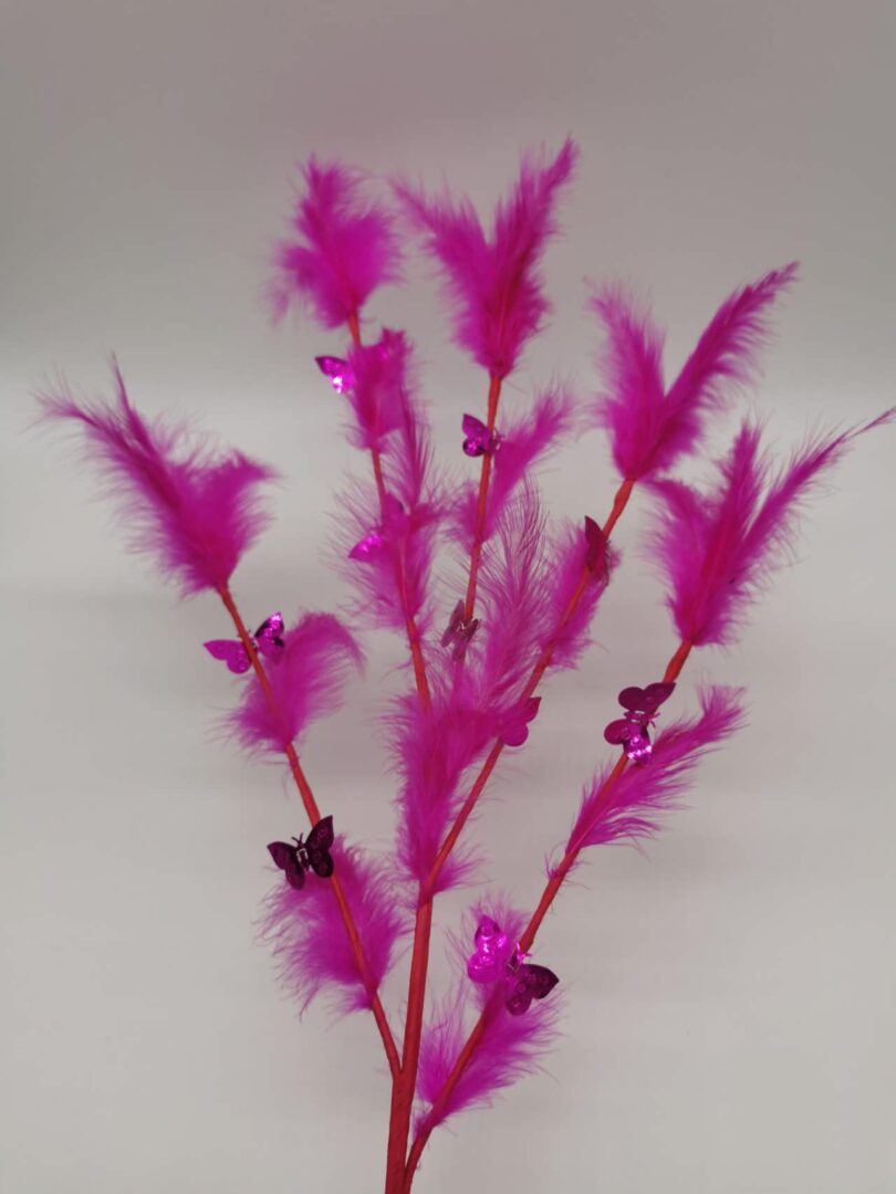 Feather Hot Pink (5 Feathers in a pack = £1 each feather) – Wholesale